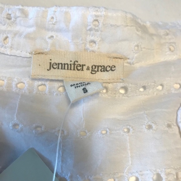 Jennifer&Grace Top White Eyelet Bell Sleeve Small - Picture 6 of 9